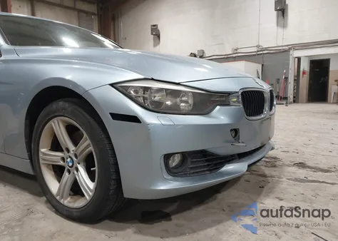 2015 BMW 328I xDrive z USA, uszkodzony, nr VIN WBA3B5G52FNS13983